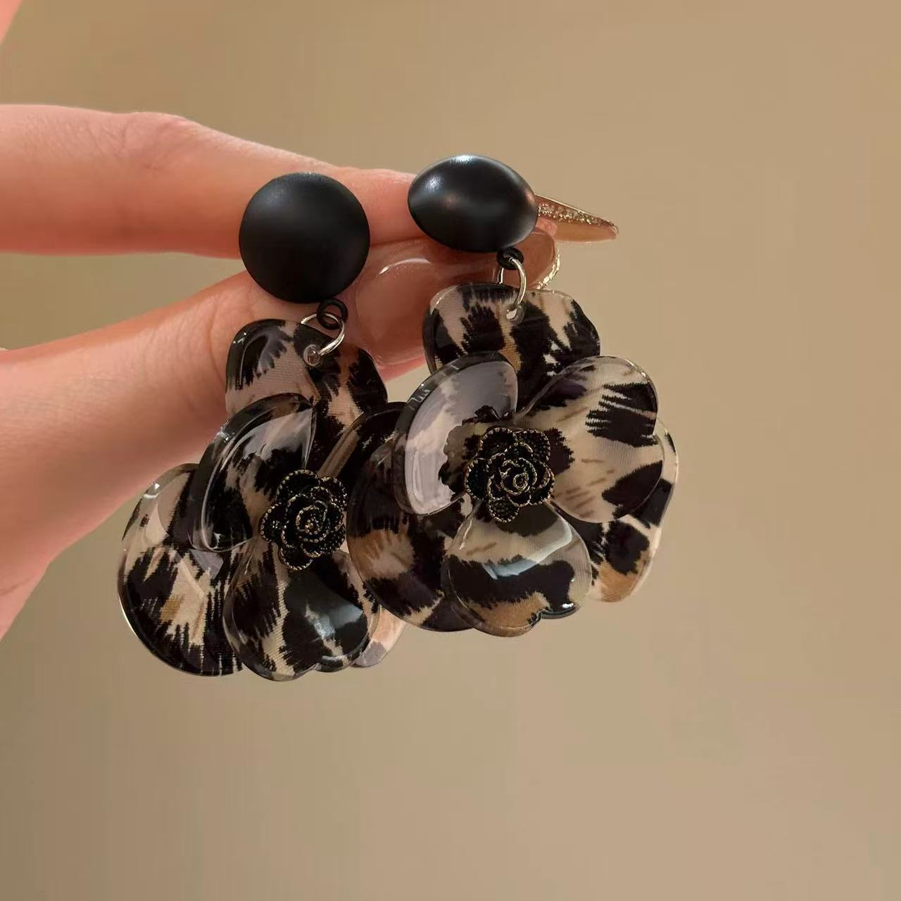 银针树脂虎眼石不对称耳环美拉德复古个性百搭耳钉轻奢高级感耳饰