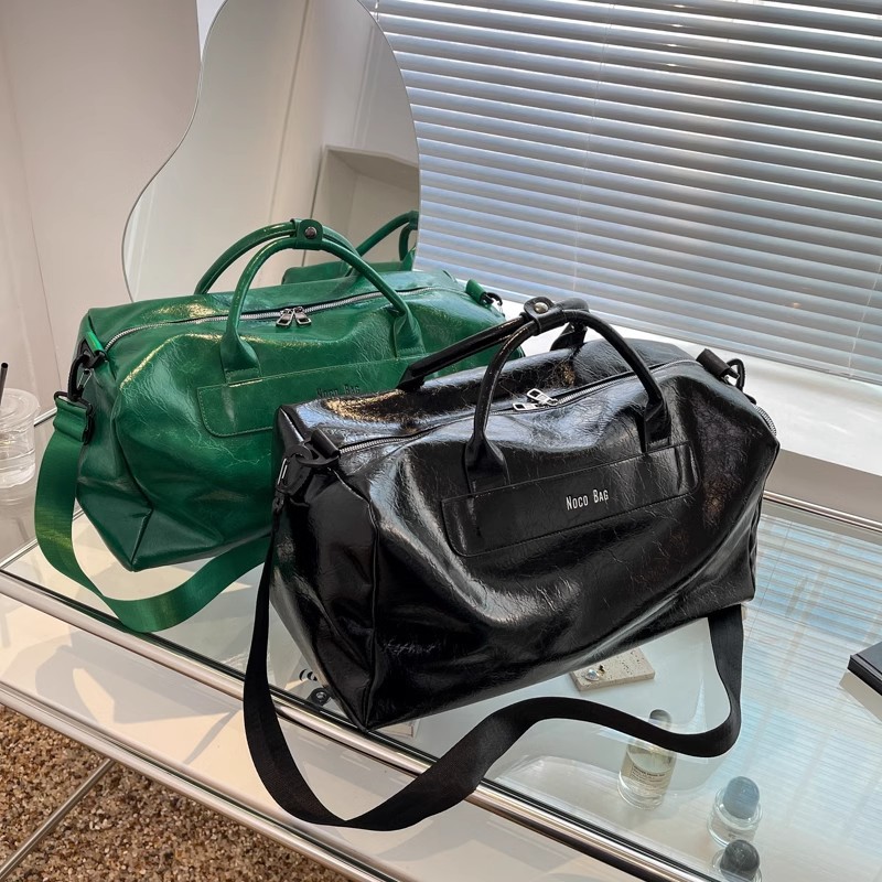 Travel bag, PU material, large capacity, multipurpose