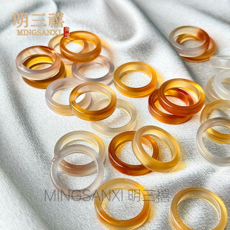 天然高冰马料白玉髓戒圈香槟金玛瑙戒指冰透粉玉石指环天空蓝戒指