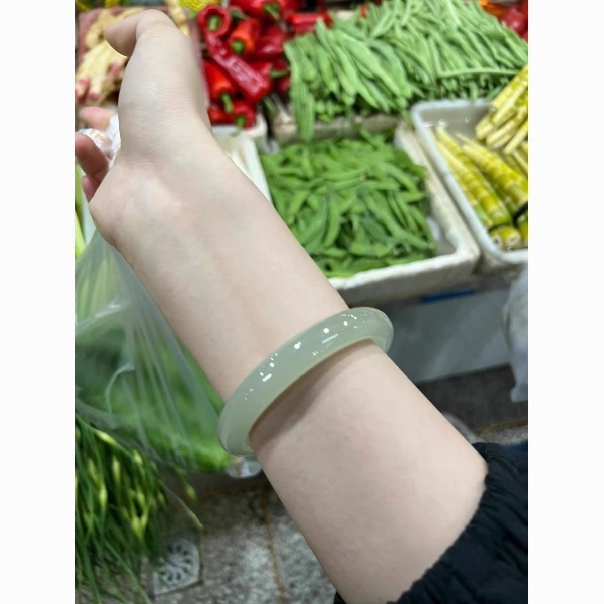 Hetian-Jade-Armband, Xinjiang, natürlich, geölte Rundform