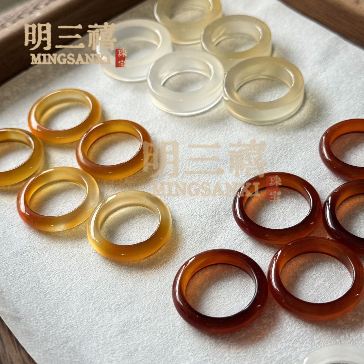 天然高冰马料白玉髓戒圈香槟金玛瑙戒指冰透粉玉石指环天空蓝戒指