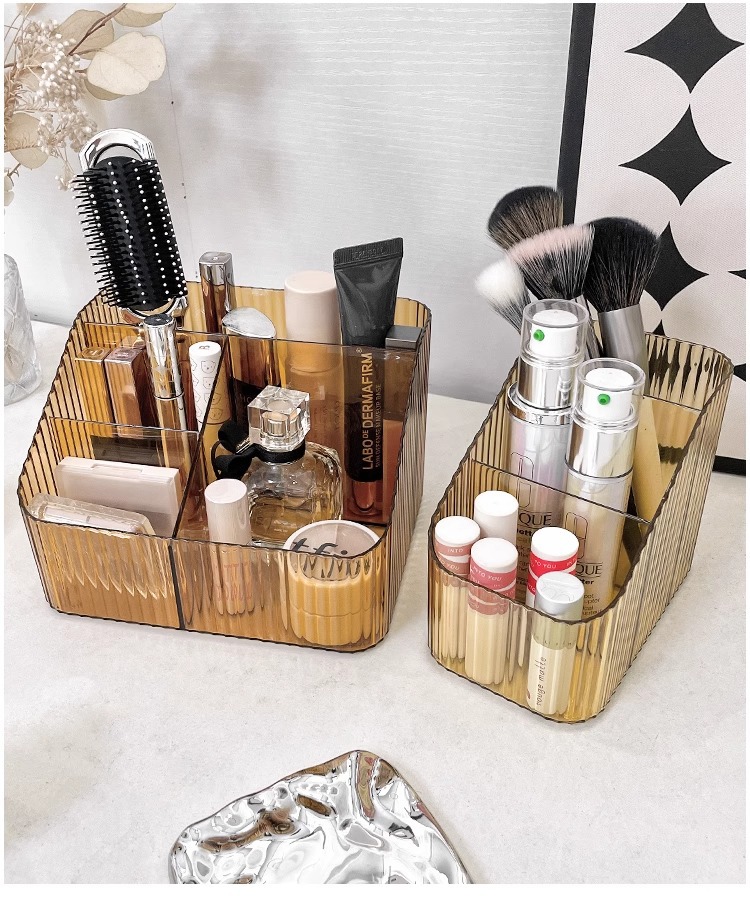 Transparent cosmetics storage box, desktop organizer