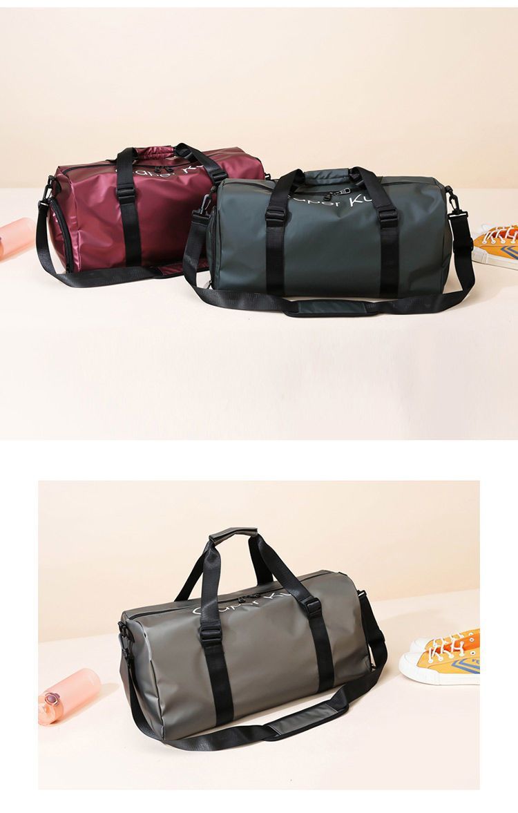 Sports backpack waterproof with dry-wet separation compartment