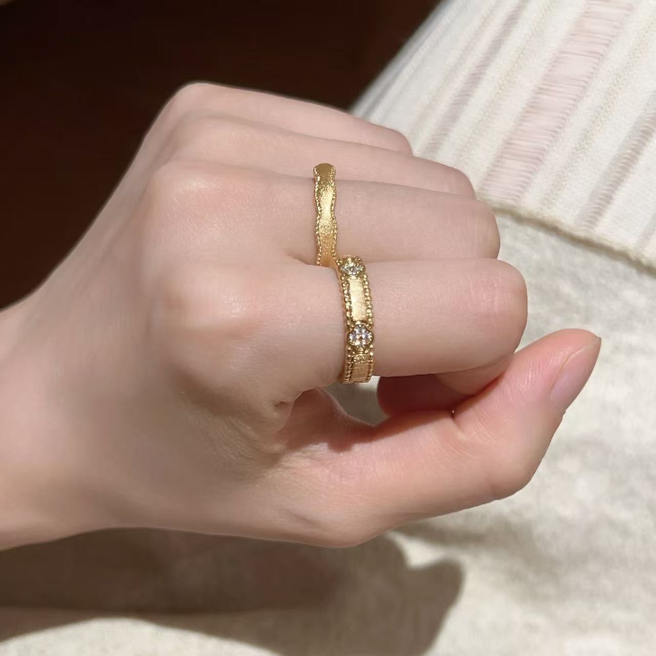 925纯银新款拉丝戒指女不掉色轻奢高级感小众设计交错锆石开口戒