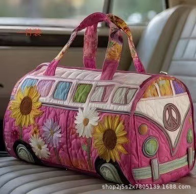 Gesteppte Reisetasche mit 3D-Druck