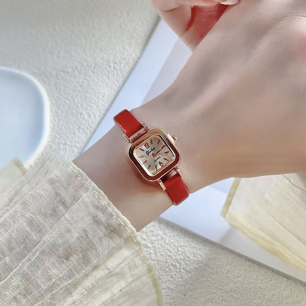 Women's Quartz Watch Leather Strap