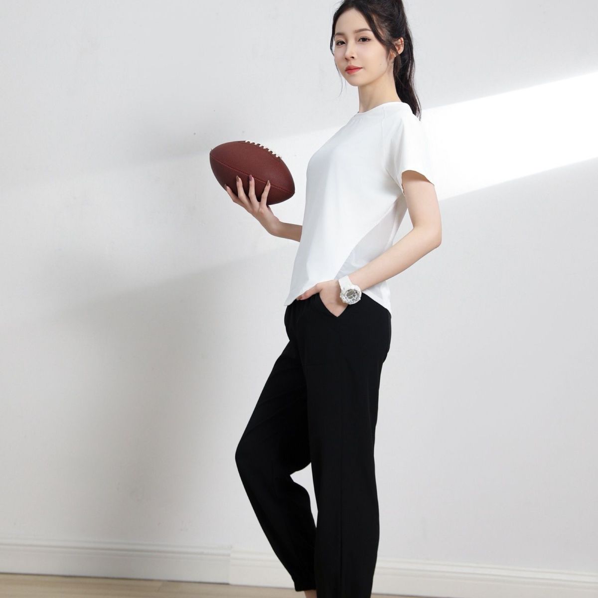 Yeni stil kadın bol paça jogger hızlı kuruyan yoga pantolonu dar kesim koşu fitness nefes alan günlük pantolon