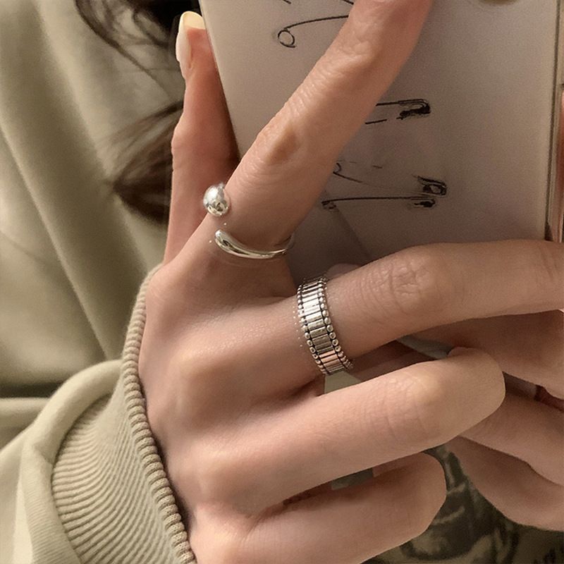 Geometric silver ring for women, minimalist