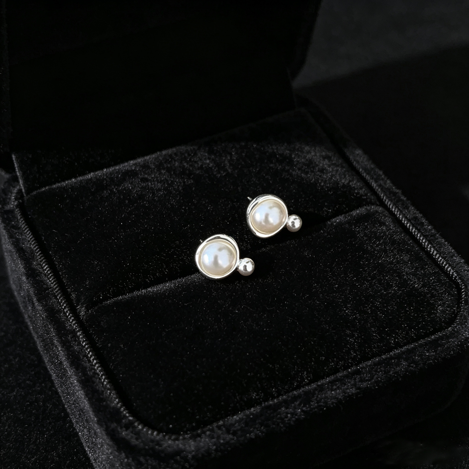 S999 Sterling Silver Zircon Stud Earrings Women