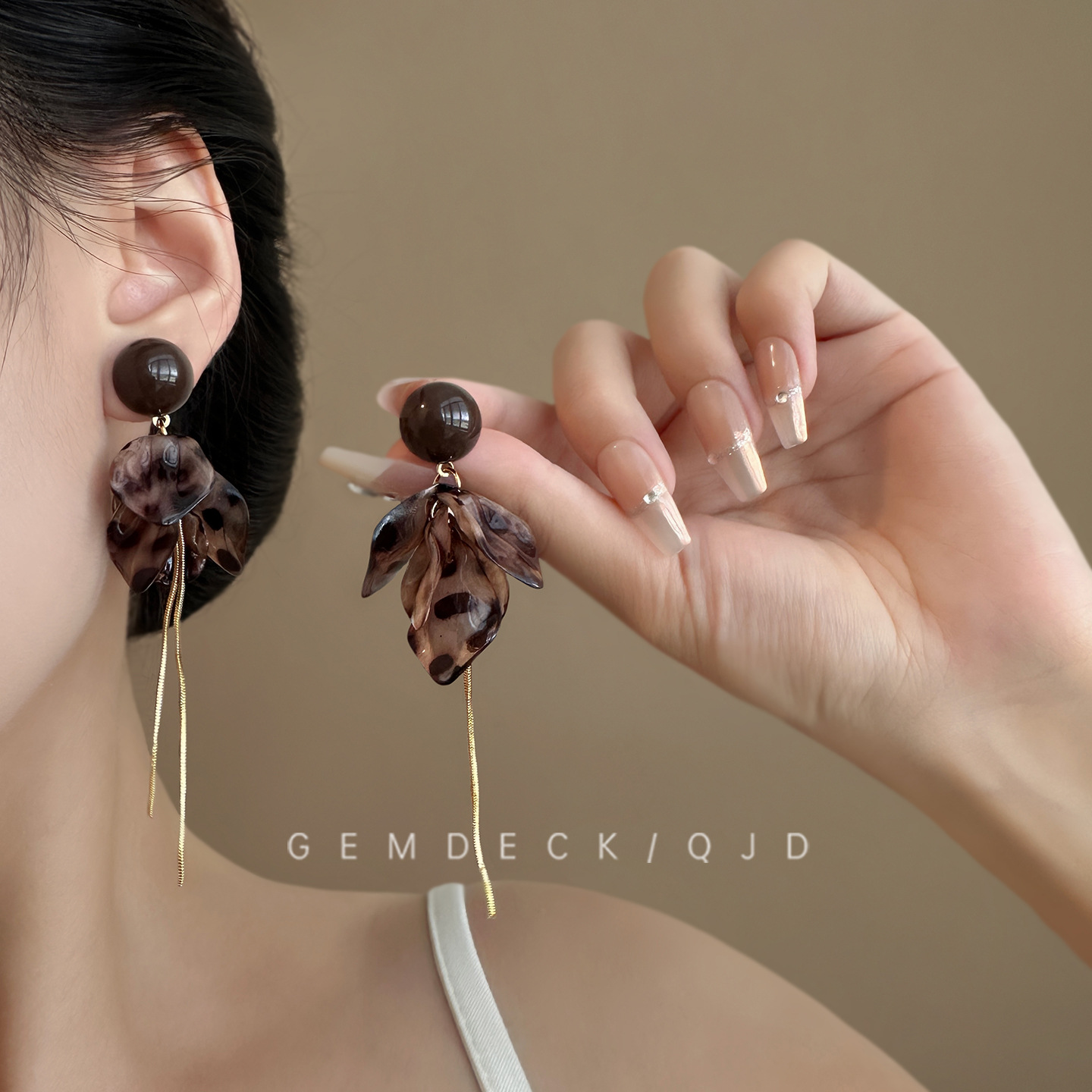 Leopard print petal tassel earrings, long drop style