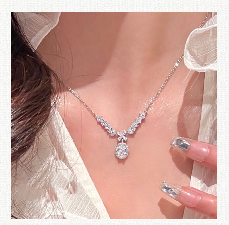 Perlenkette mit Schmetterlingsanhänger, Titan-Edelstahl, für Damen