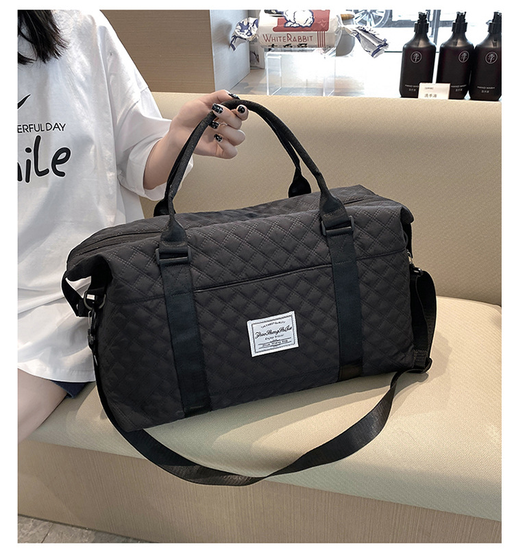 Travel Bag with Wet and Dry Separation, Large Capacity