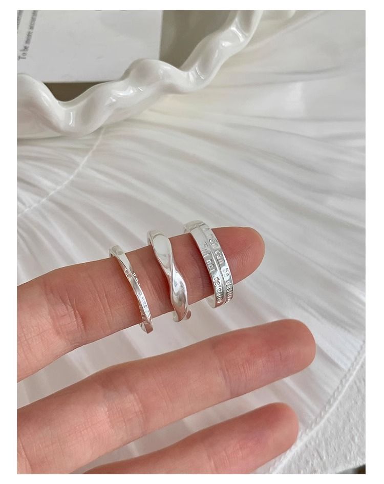 Geometric Möbius ring for women, open adjustable, luxury style