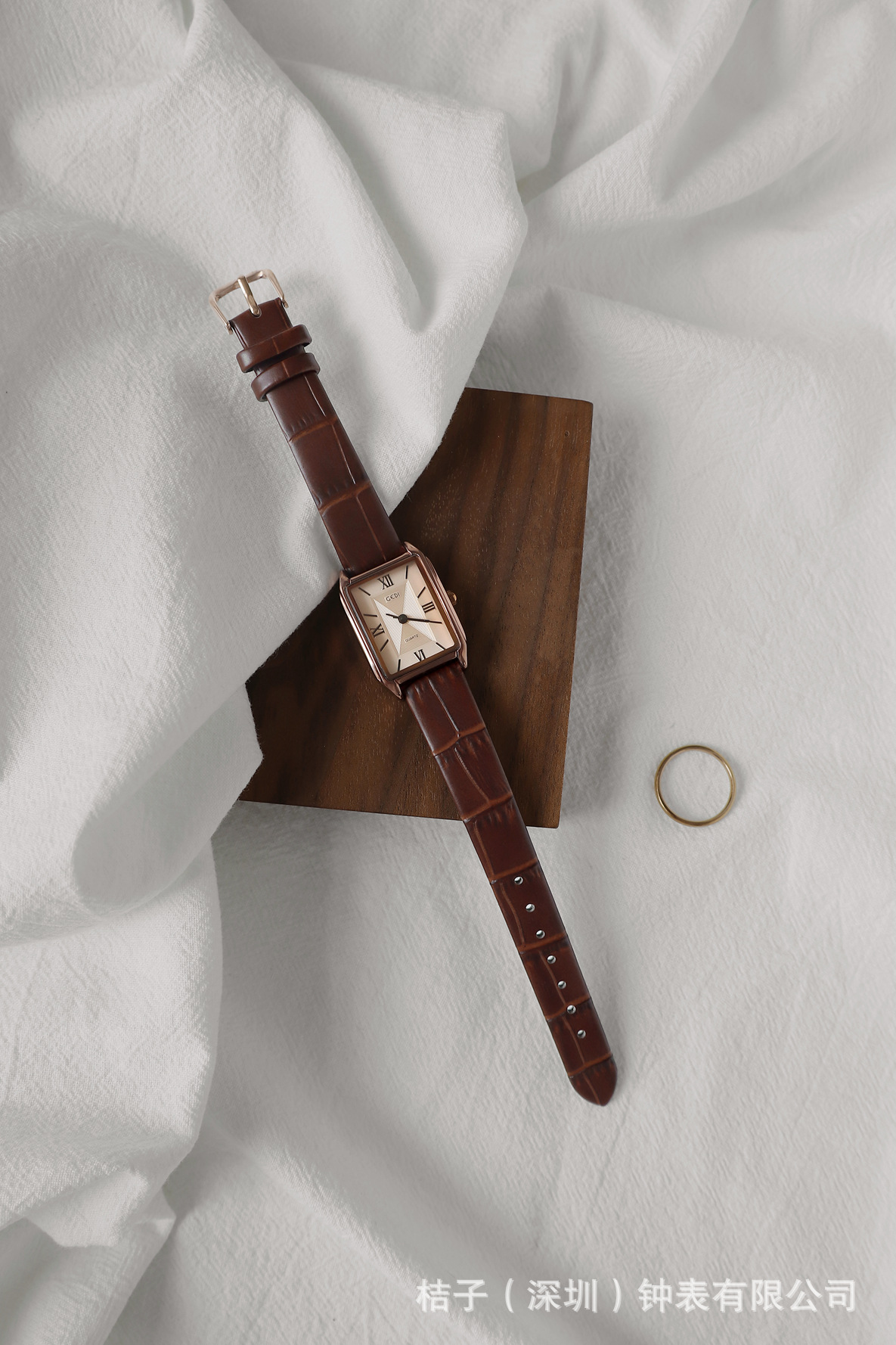 Goldie women's watch, square dial, waterproof