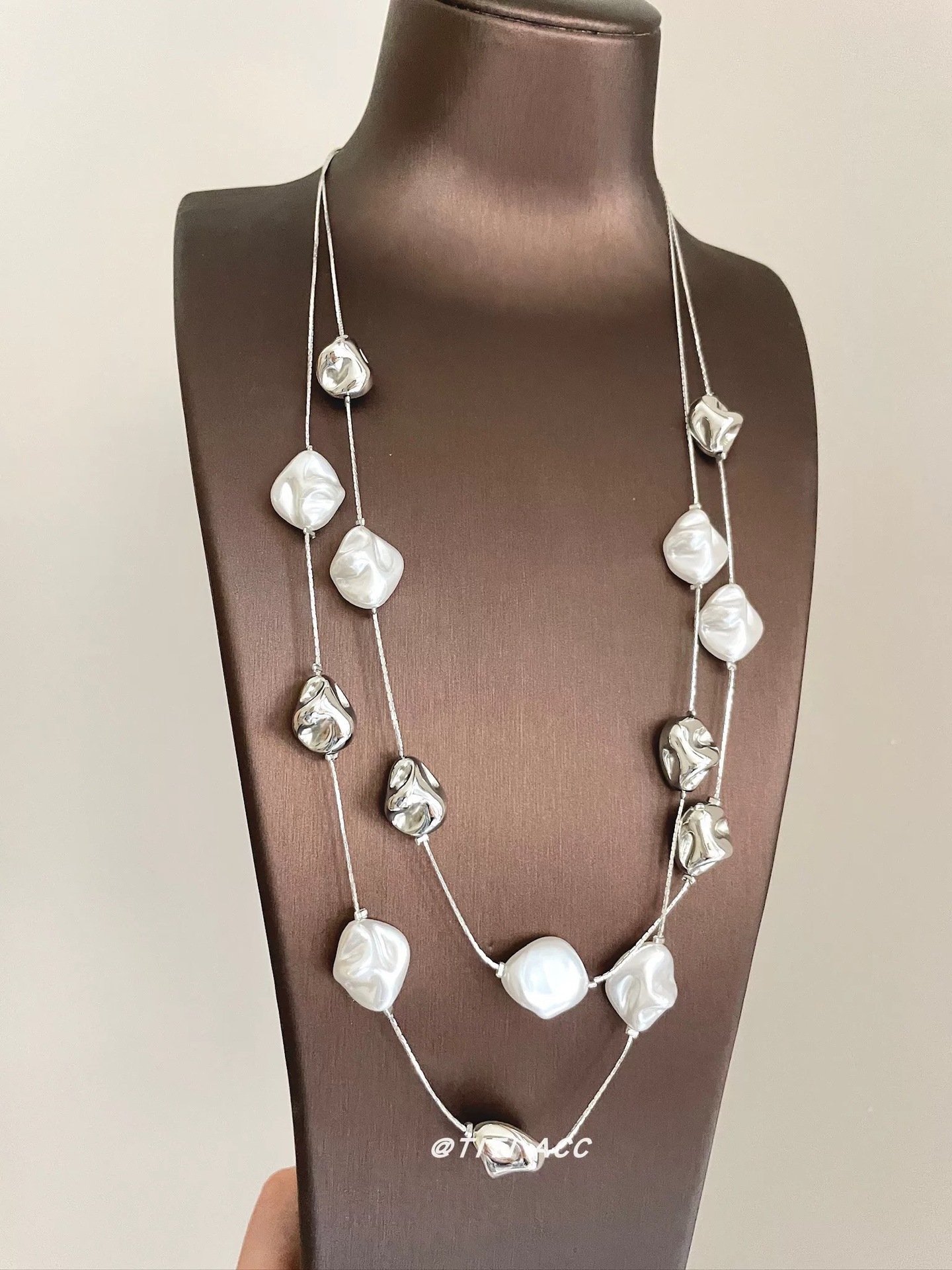 Double-layer pearl necklace, vintage heavy sweater chain