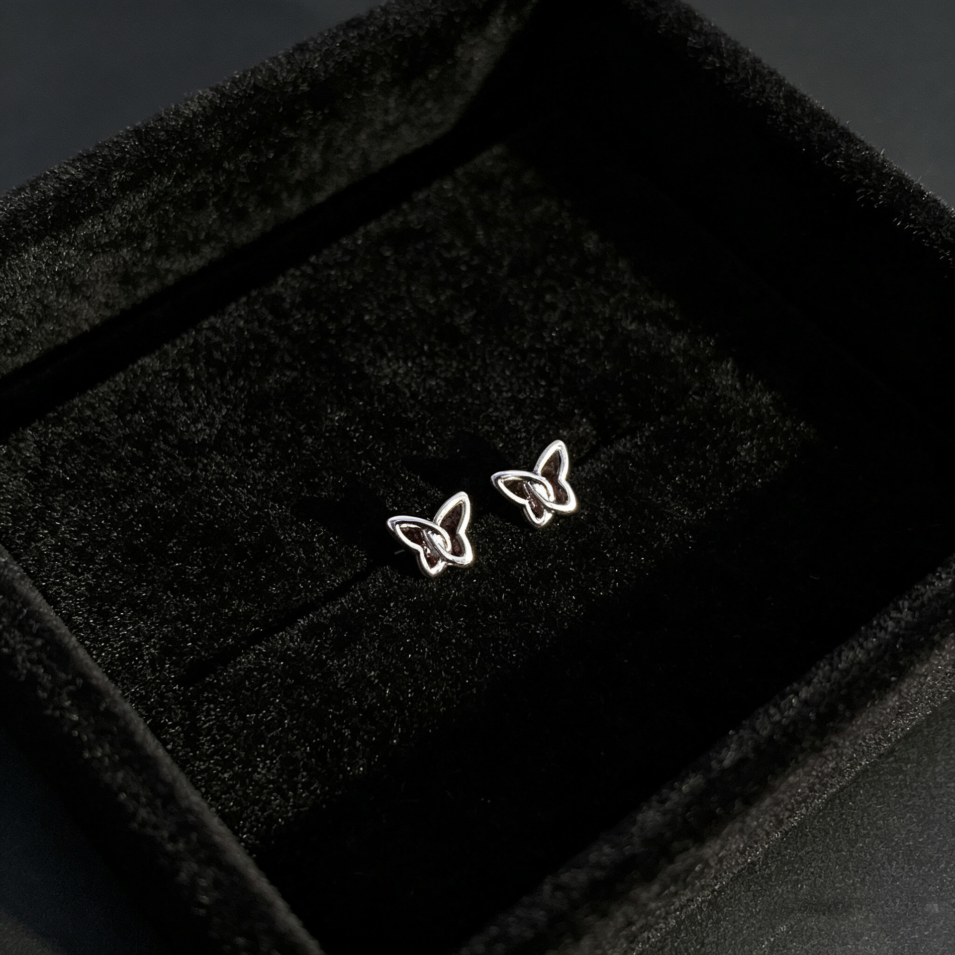 S999 Sterling Silver Zircon Stud Earrings Women