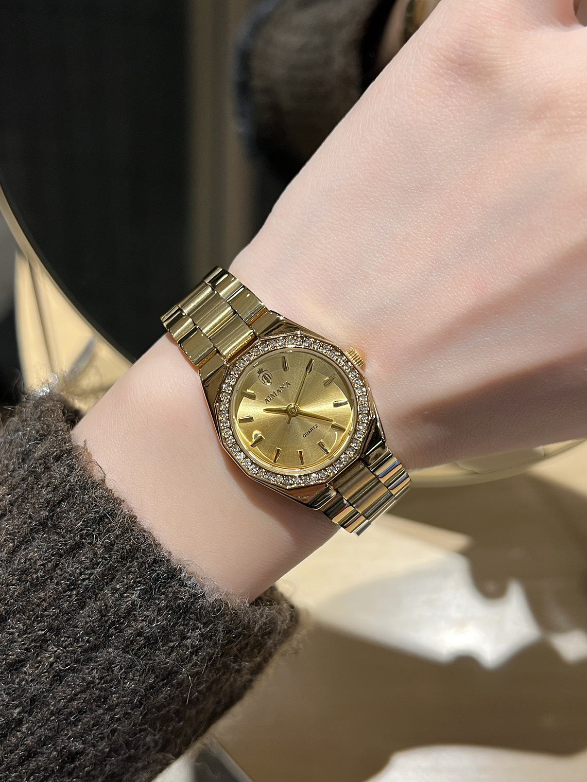 Aimana Damenuhr, Stahlband mit Diamanten