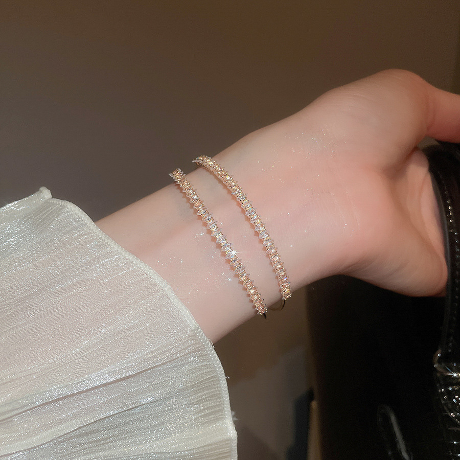 Mehrschichtiges elastisches Strass-Armband, Roségold