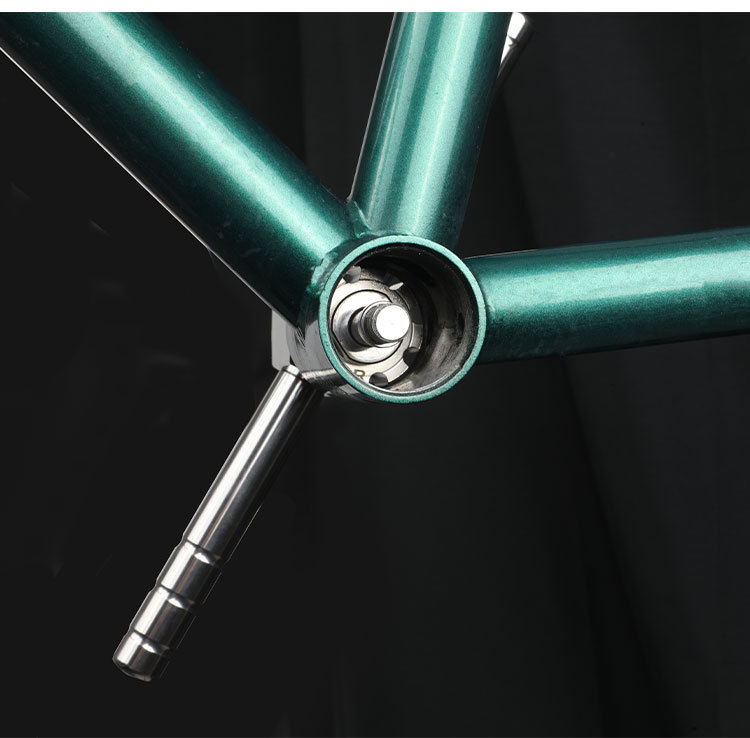 Bicycle bottom bracket thread chasing tool set