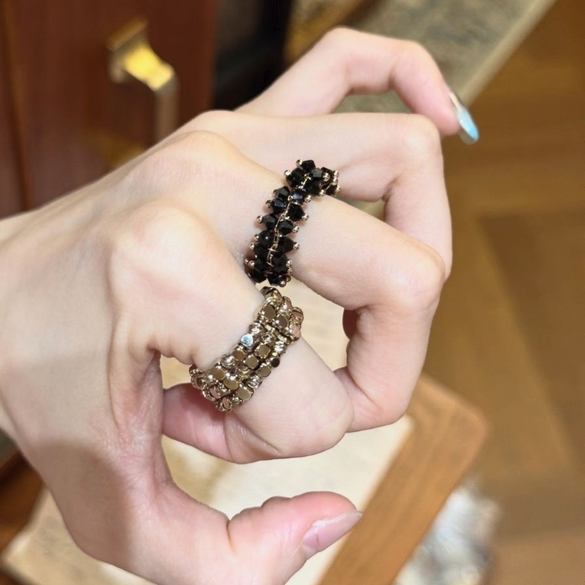高级感复古咖啡金水晶叠戴戒指女独特设计百搭气质时尚显白食指戒