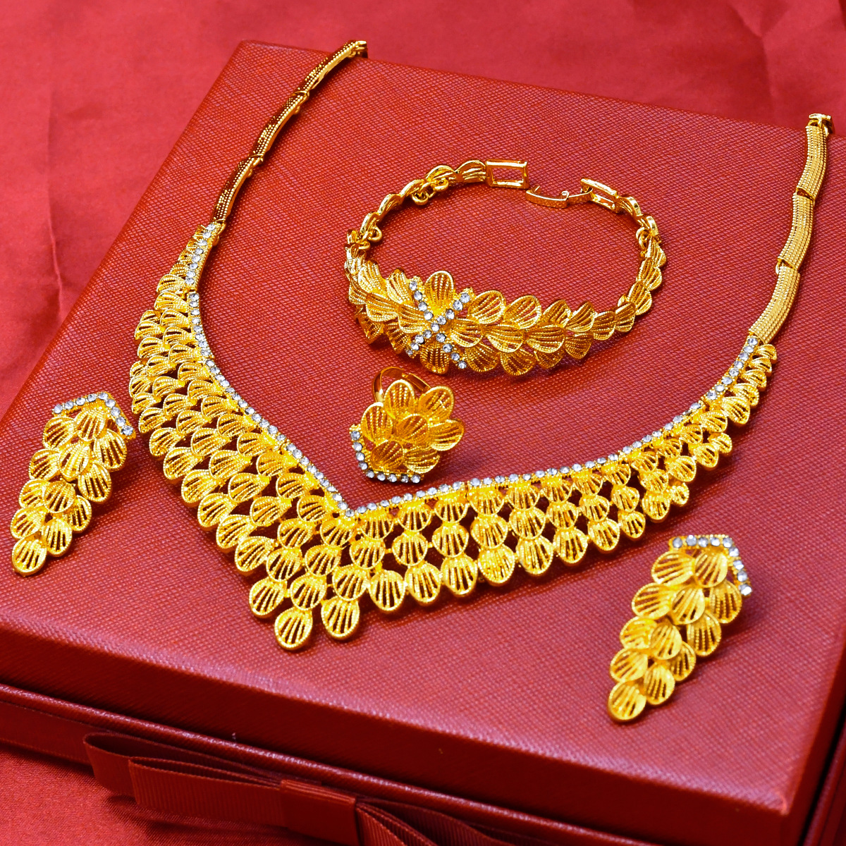 Dubai Brautschmuckset, 24K vergoldet, vierteilig