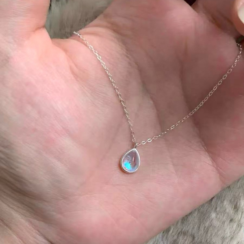 S925 sterling silver zircon necklace with shimmering sparkle