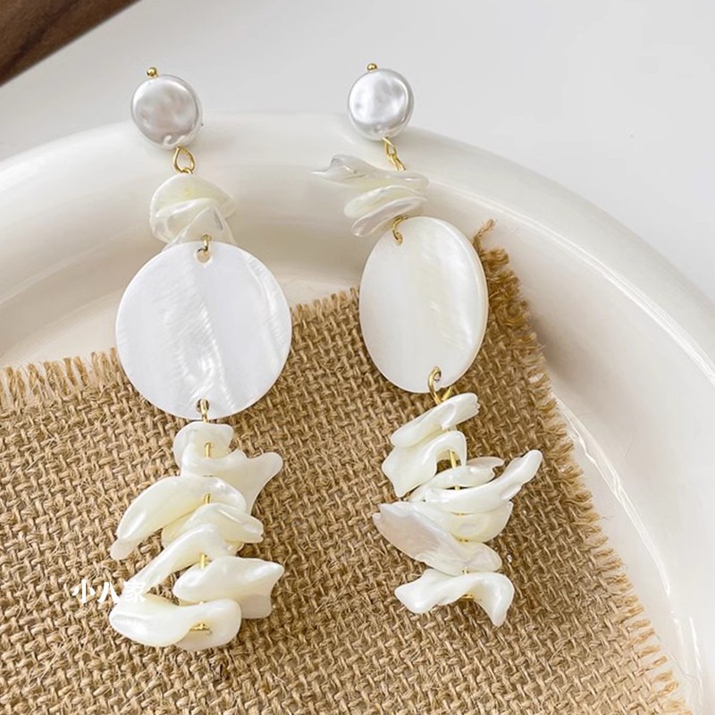 Silver Needle Round Shell Tassel Stud Earrings Summer Style