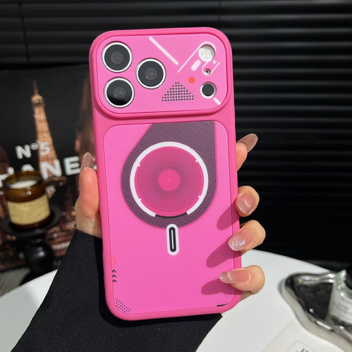 iPhone 17 Pro Max mat şeffaf manyetik kılıf, iPhone 16 ile uyumlu