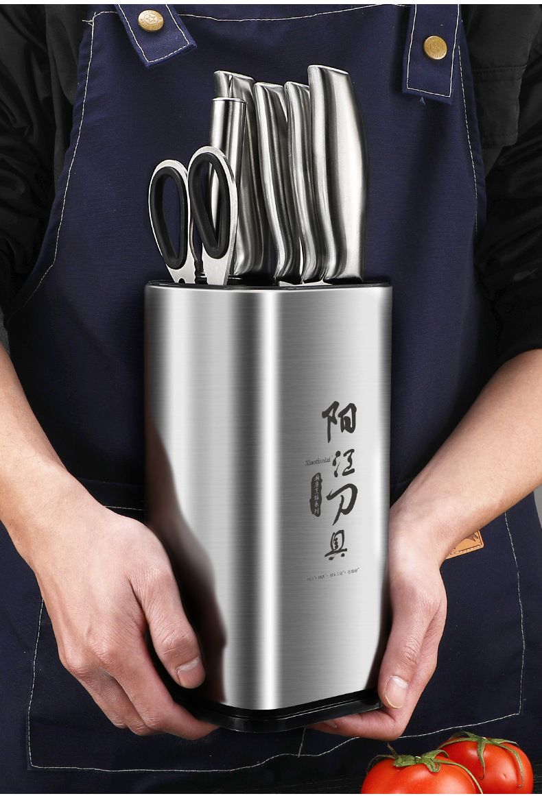 Stainless steel kitchen knife set with vegetable knife and cutting board
