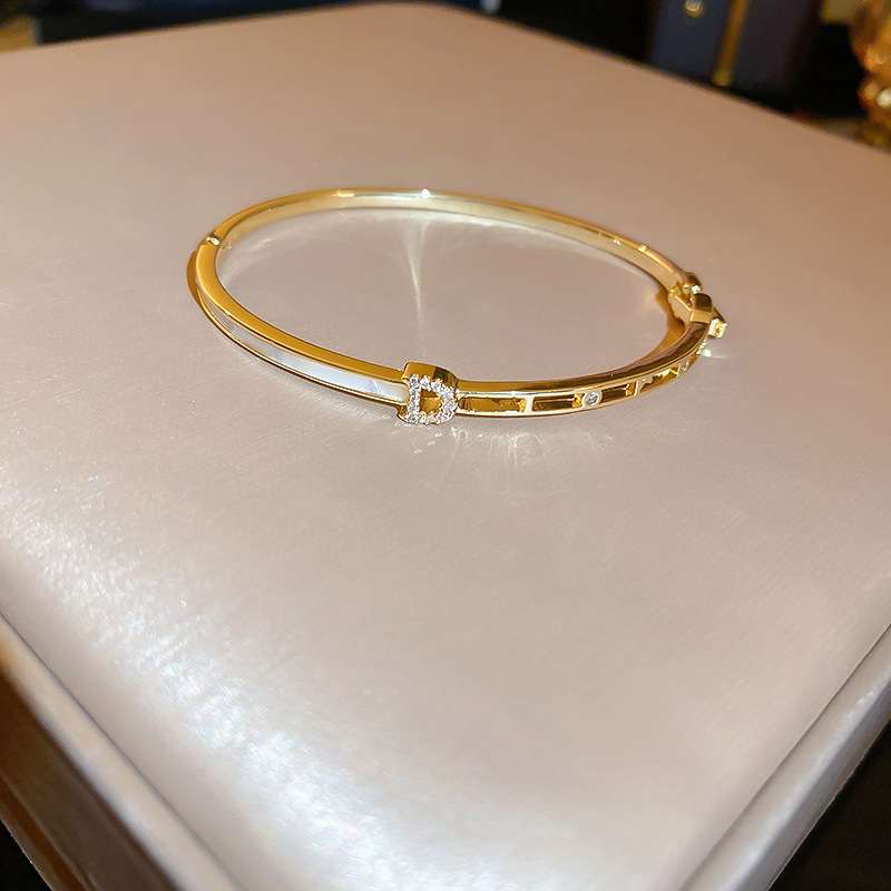 Zirkonia-Armband, leichtes Luxusdesign