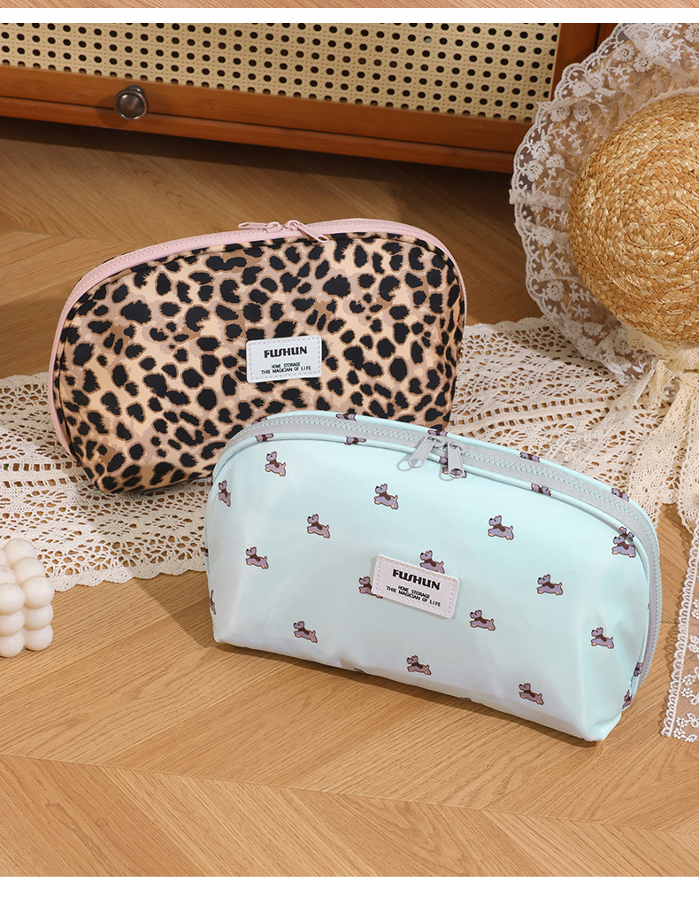 Underwear storage bag compartmented portable