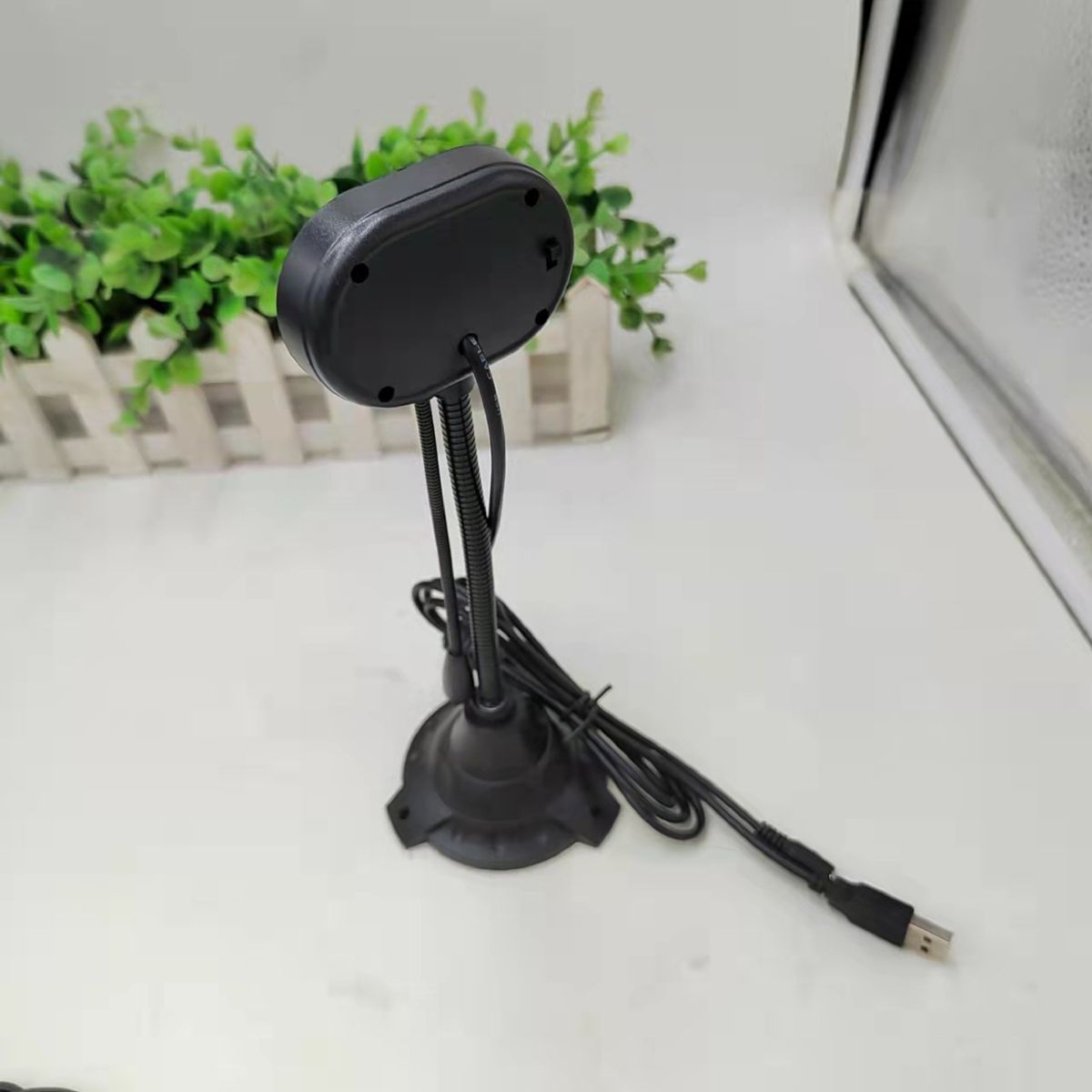 Night vision camera with 0307 chip and microphone