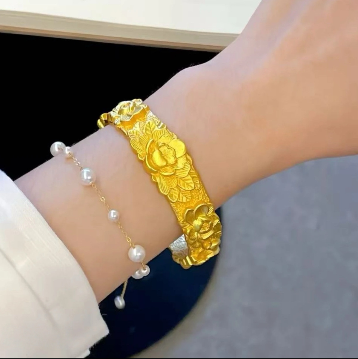 3D carved peony bracelet, solid gold-colored Chinese style
