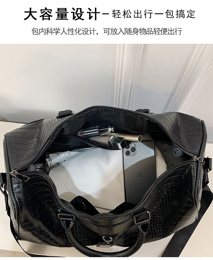 PU waterproof sports travel bag, large capacity