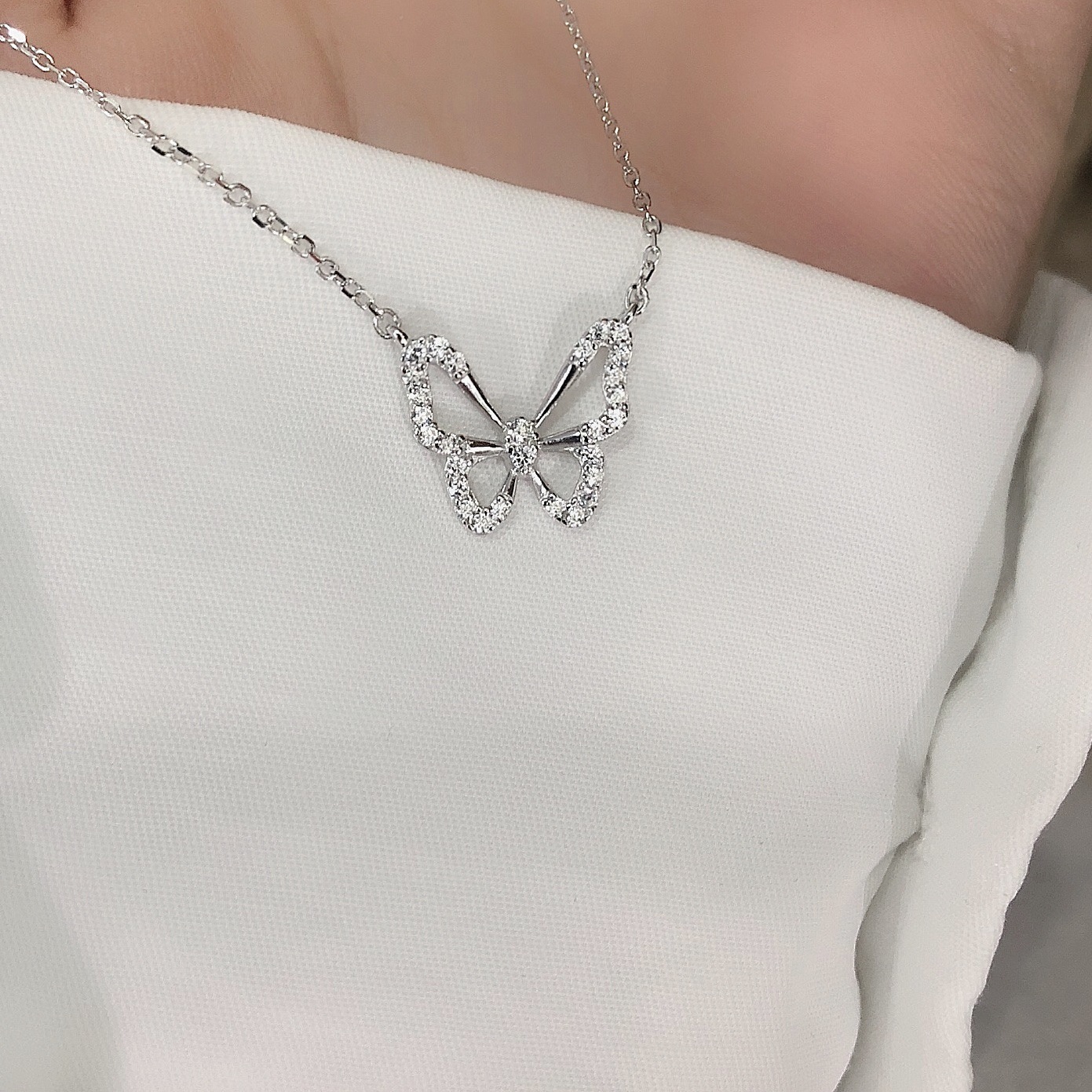 S925 Silver Butterfly Pendant Necklace, Premium Design