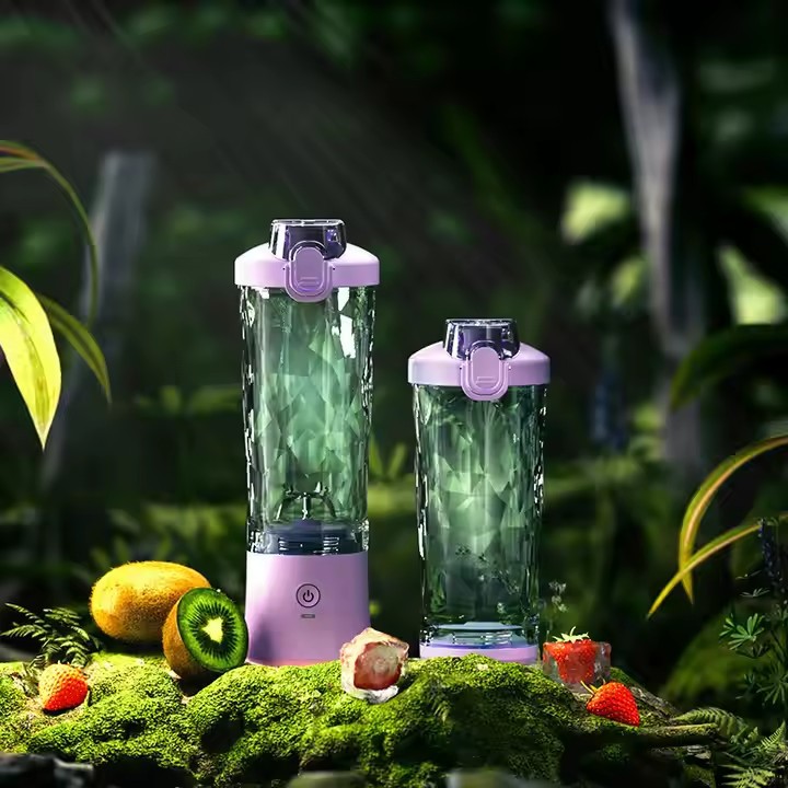 Tragbarer Mixer, 600ml, USB-Ladung
