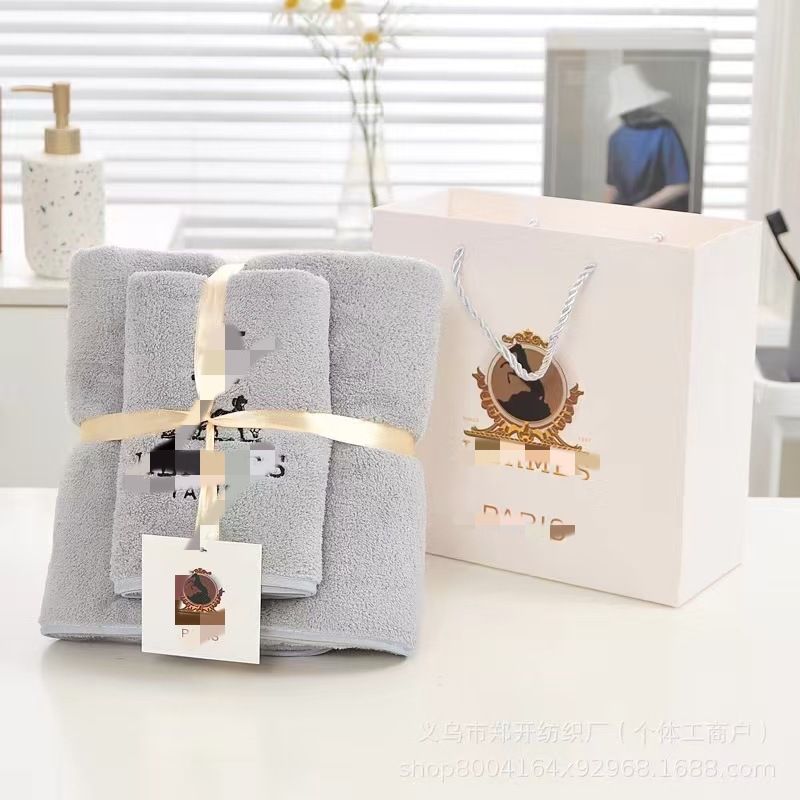 Korallenvelours-Badetuchset 2-teilig, schnelltrocknend, farbecht