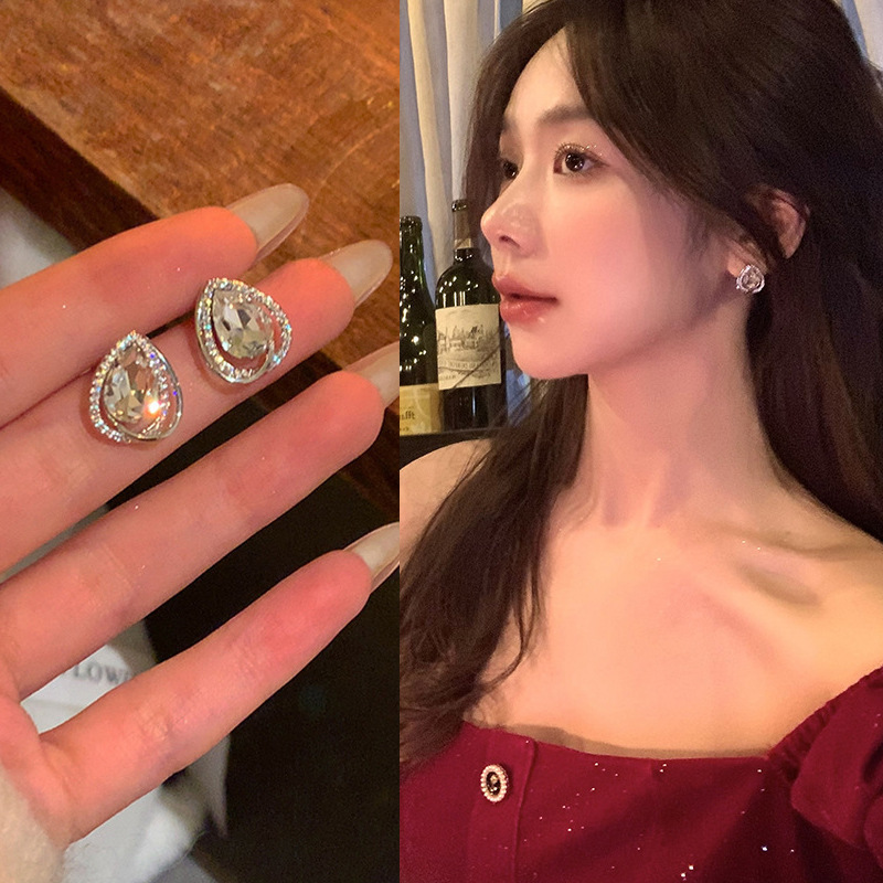 Koreanische Zirkon-Schleifenohrringe für Frauen, leicht luxuriös