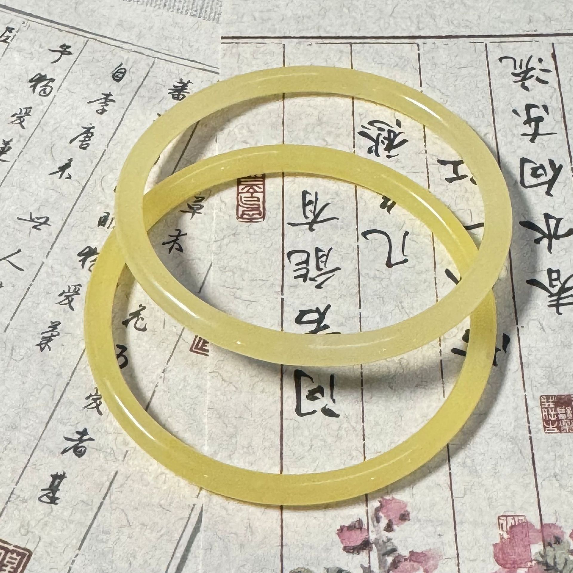 Tianshan emerald jade bangle, ice glutinous type, floating flower pattern