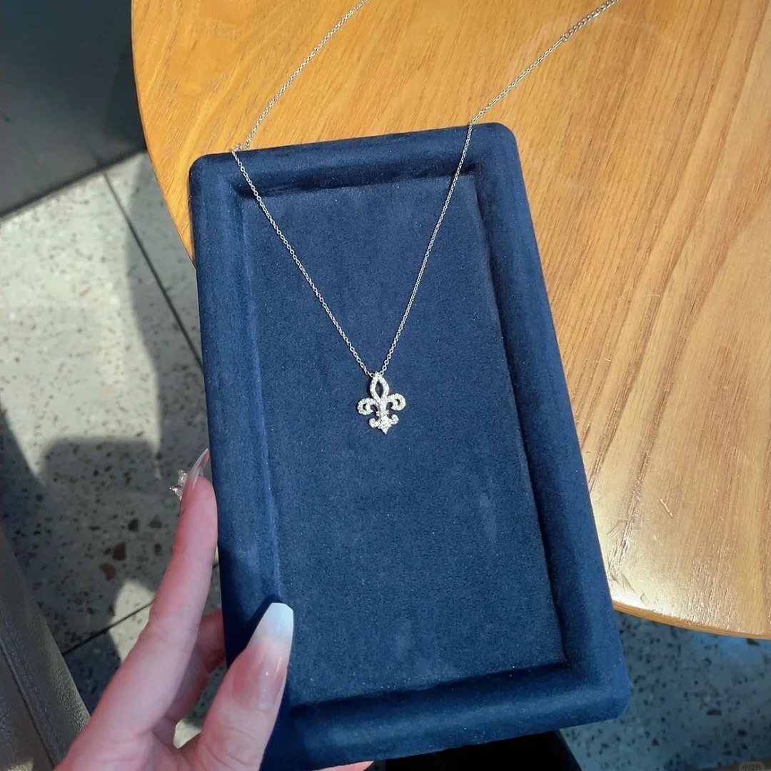 S925 silver peony necklace with zircon, clavicle chain
