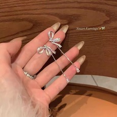 Koreanische Zirkon-Schleifenohrringe für Frauen, leicht luxuriös