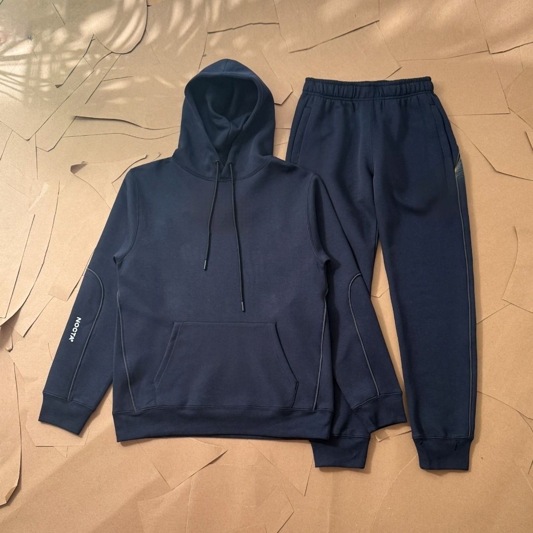 Kapüşonlu sweatshirt takımı yansıtıcı şerit