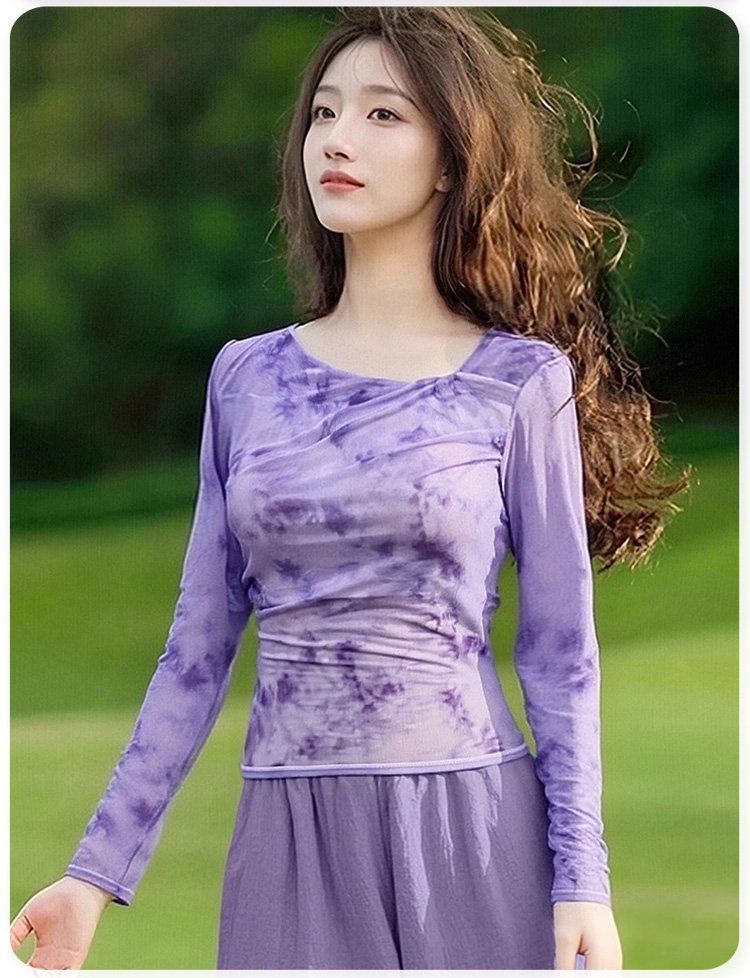 Women's yoga set with Chinese-style printed top and chest pad for pilates