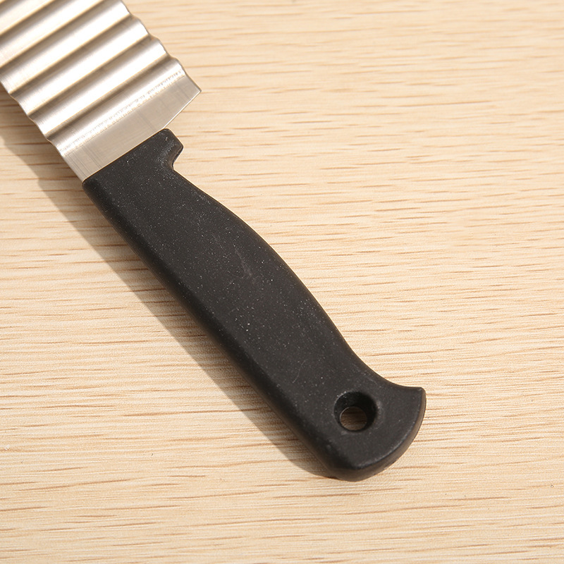 Edelstahl-Kartoffelhobel mit Wellenmesser