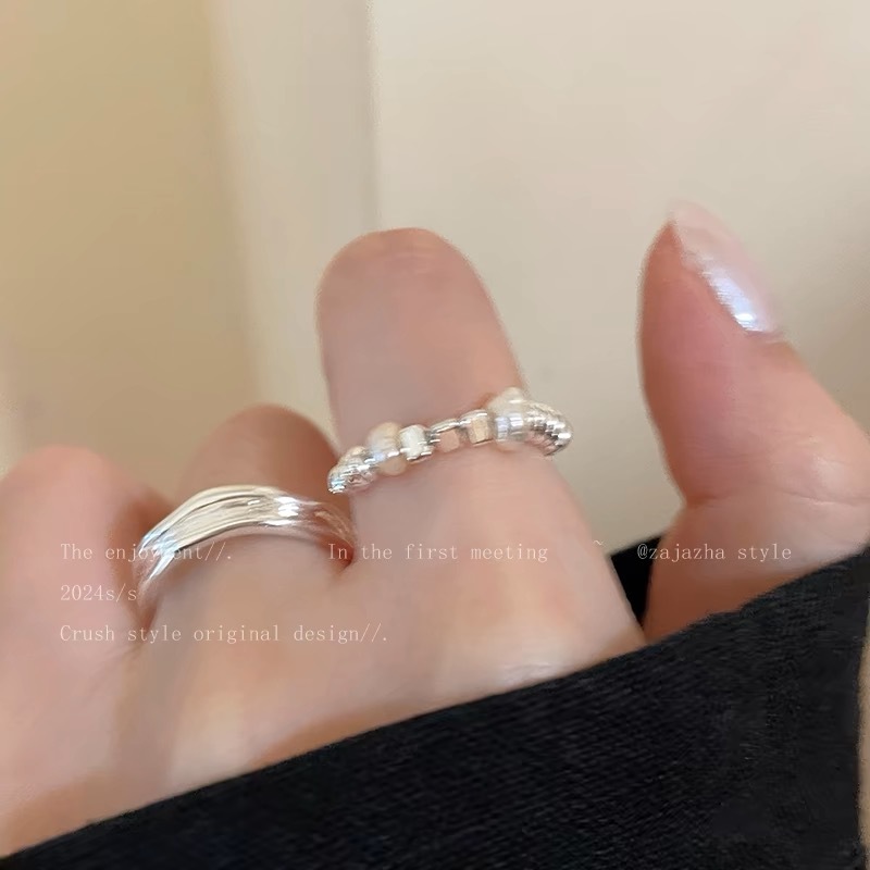 Irregular pearl silver ring for women, minimalist design