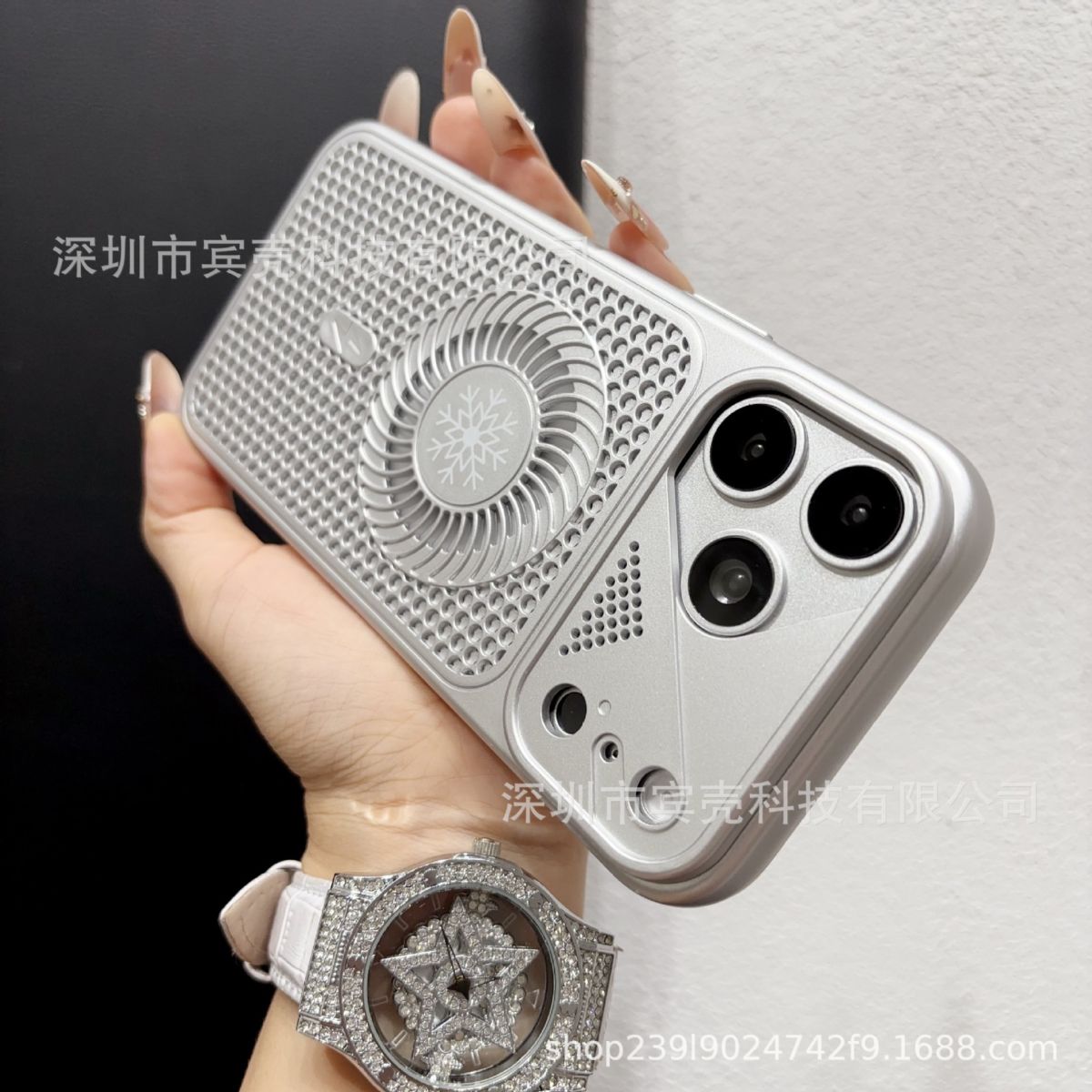 iPhone 17 Pro Max case, honeycomb cooling, mesh pattern, soft touch