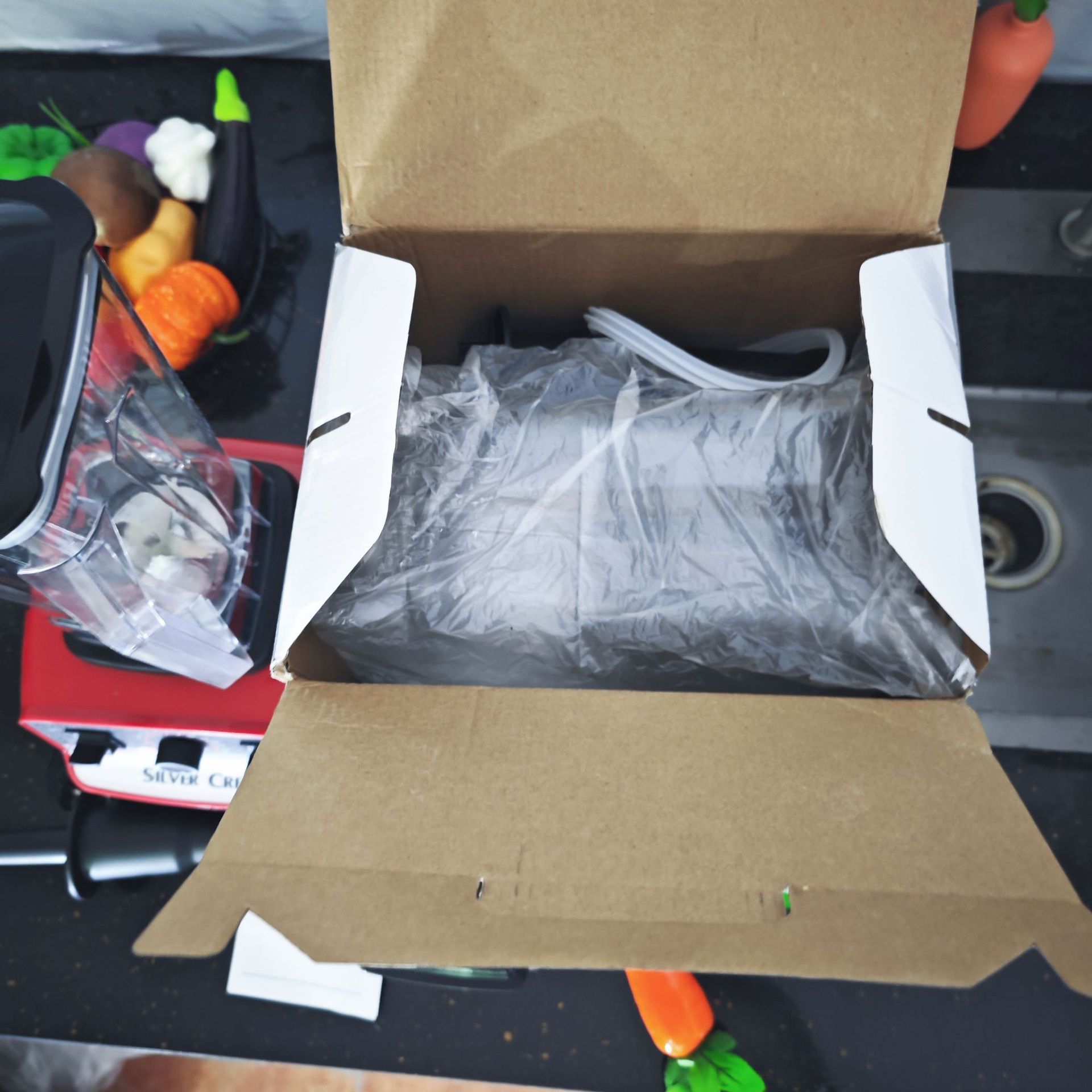 2.5L blender with 9525 motor, ice crushing function