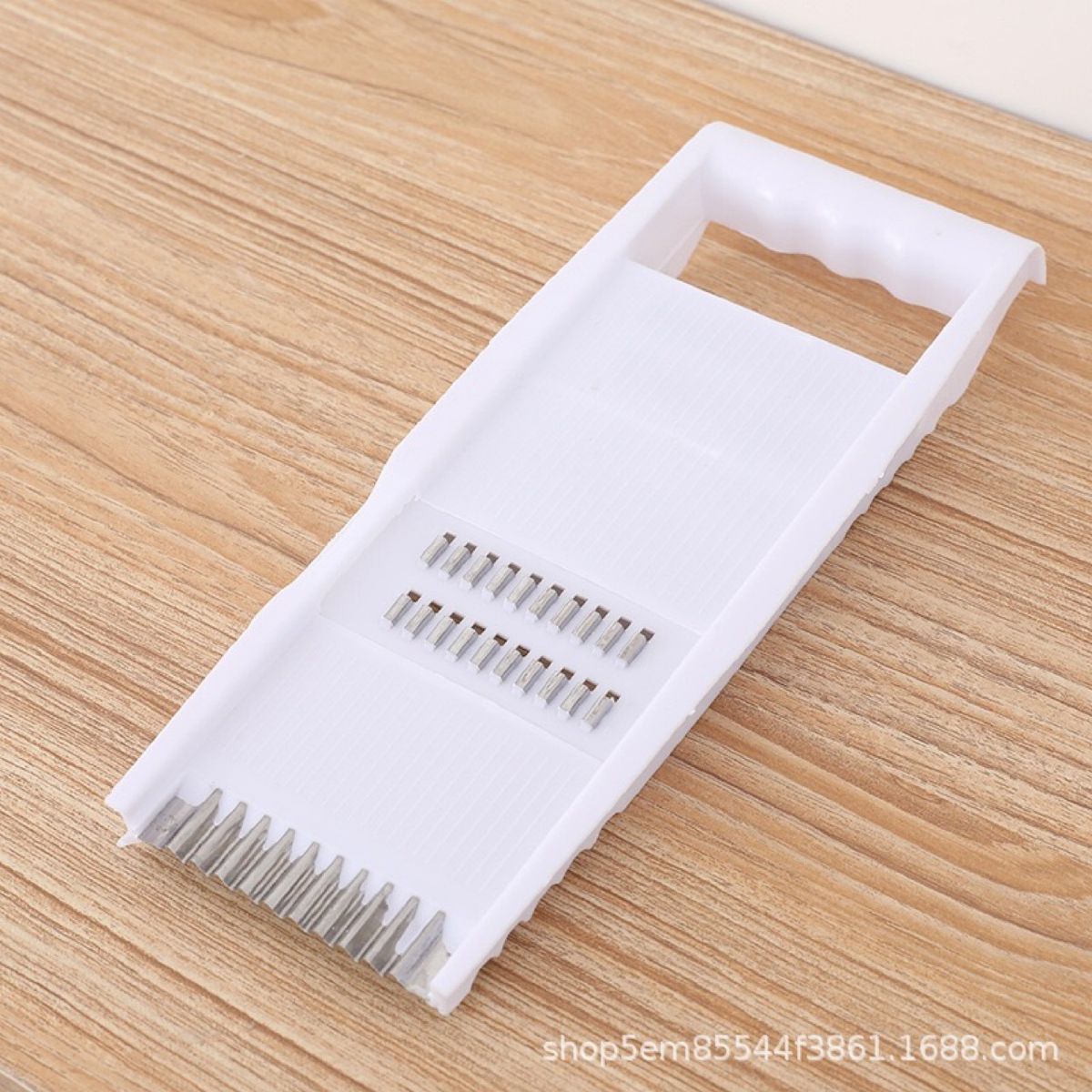 Kitchen vegetable chopper, multifunctional, slicer and grater
