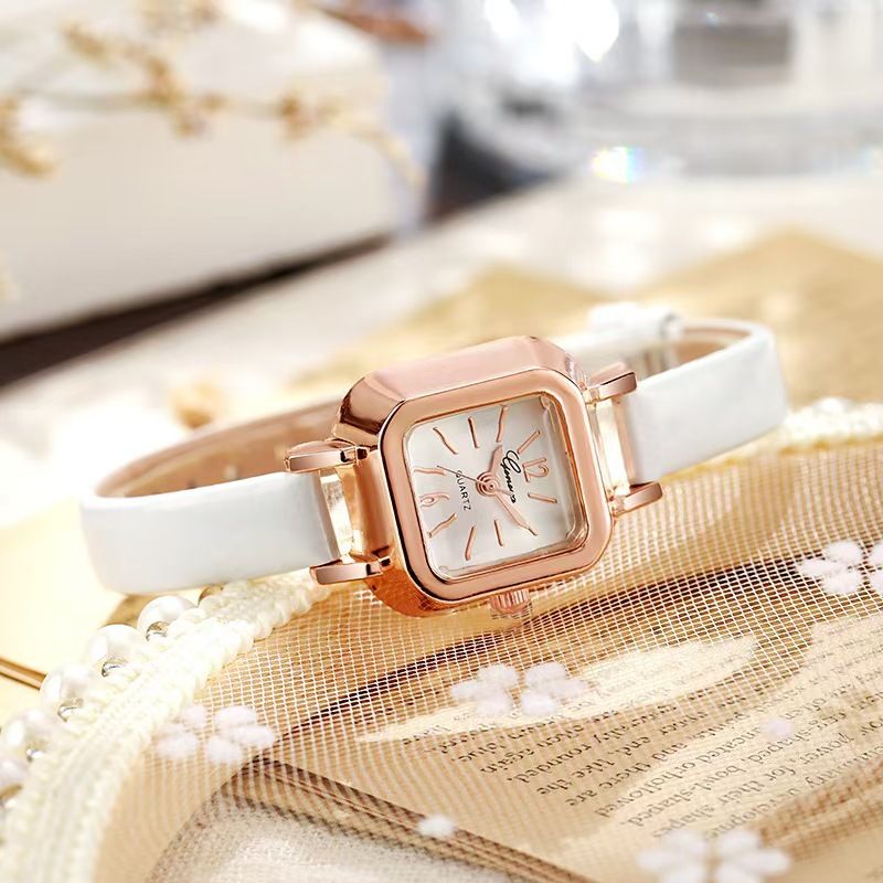 Women's Quartz Watch Leather Strap
