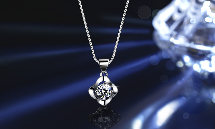 Moissanit-Anhänger-Halskette S925 Sterlingsilber rhodiniert